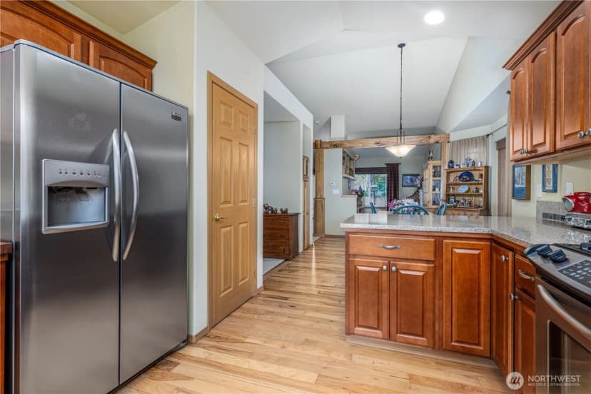Property photo for 101 E Paisley Way, Shelton photo 11