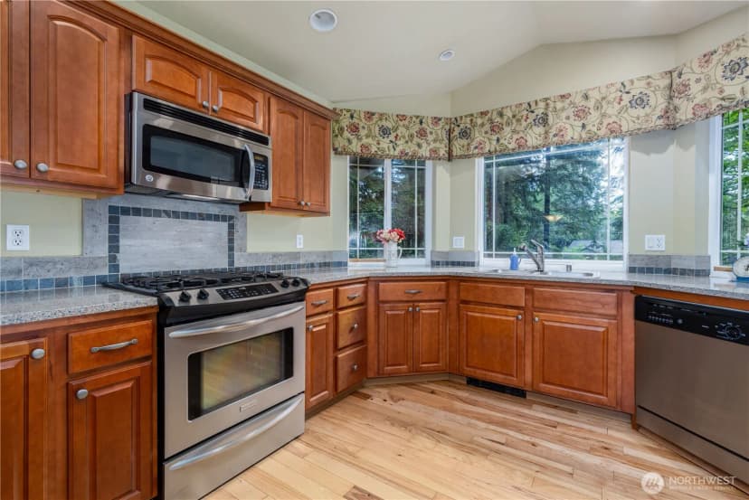 Property photo for 101 E Paisley Way, Shelton photo 10