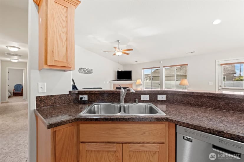 Property photo for 812 6th Avenue Ne, Ephrata photo 10