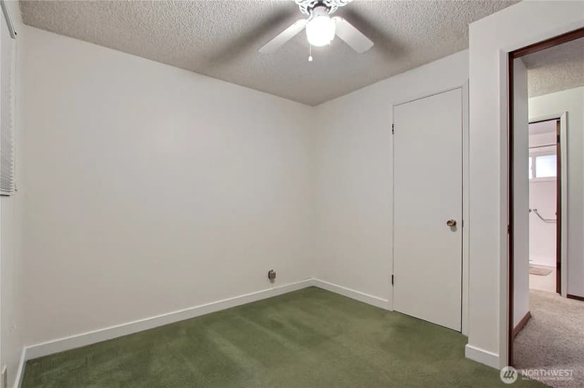 Property photo for 12684 Se 161st Street, Renton photo 13
