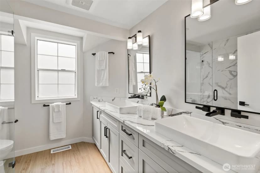 Property photo for 20418 Ne 41st Street, Sammamish photo 24