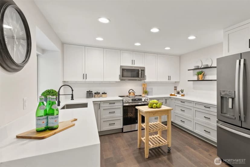 Property photo for 20418 Ne 41st Street, Sammamish photo 10