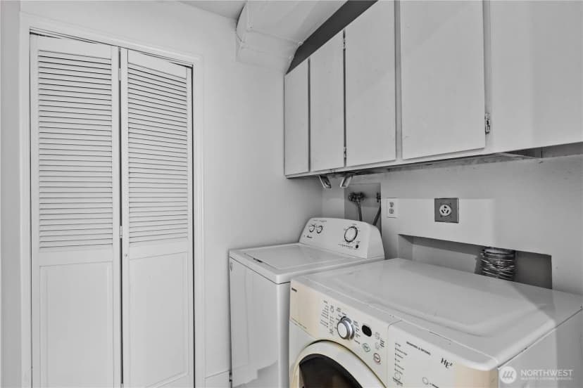 Property photo for 32819 43rd Place Sw, Federal Way photo 26