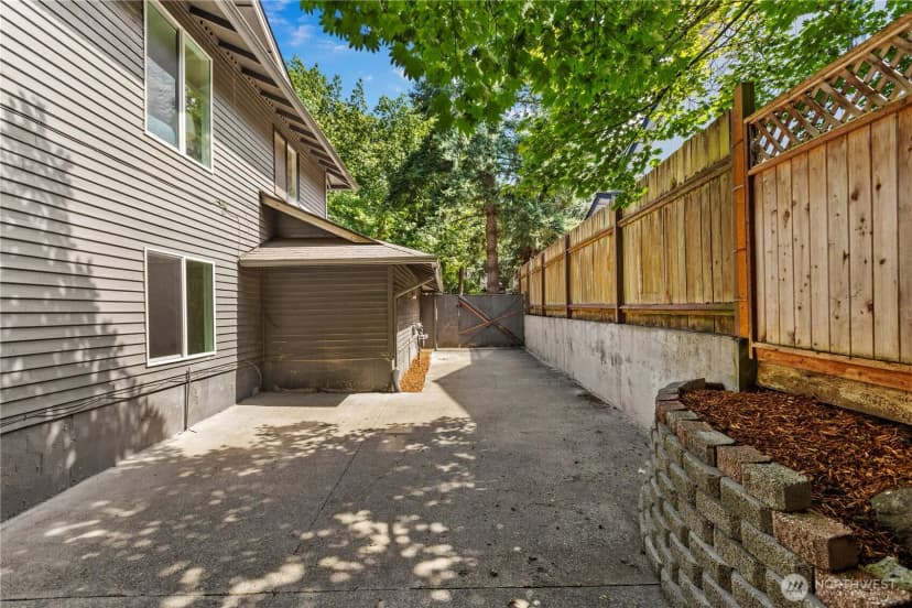 Property photo for 32819 43rd Place Sw, Federal Way photo 35