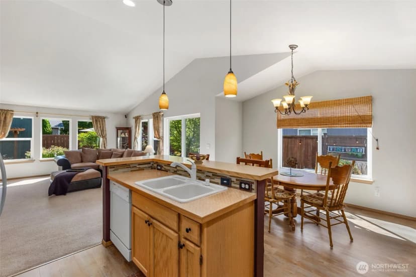 Property photo for 1629 Sundrop Lane Se, Tumwater photo 15