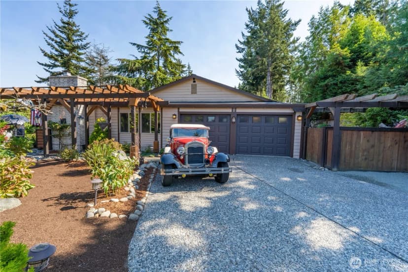 Property photo for 2140 W 6th Street, Port Angeles photo 8