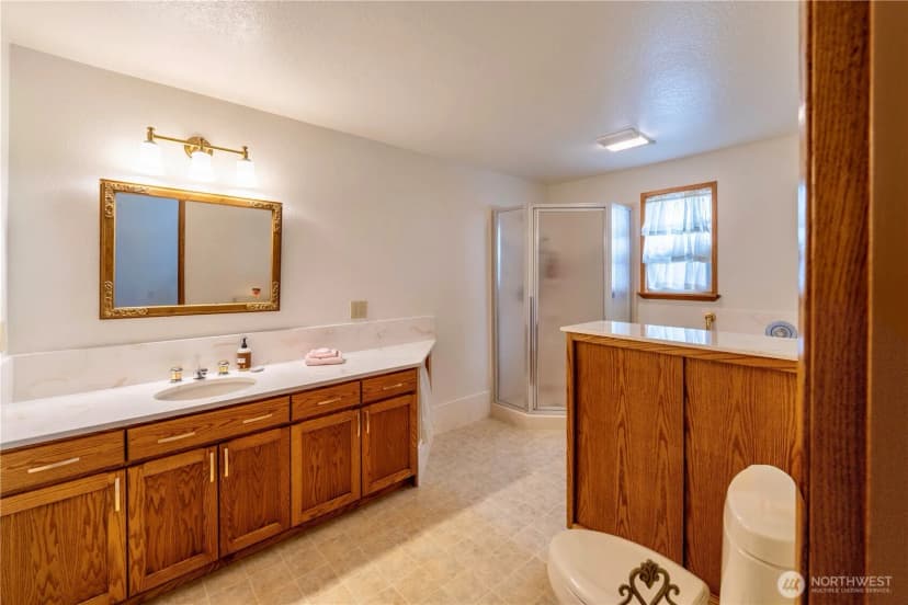 Property photo for 2140 W 6th Street, Port Angeles photo 29