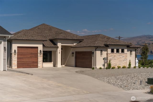 Property photo for 18 Loretta Lane, Chelan photo 3