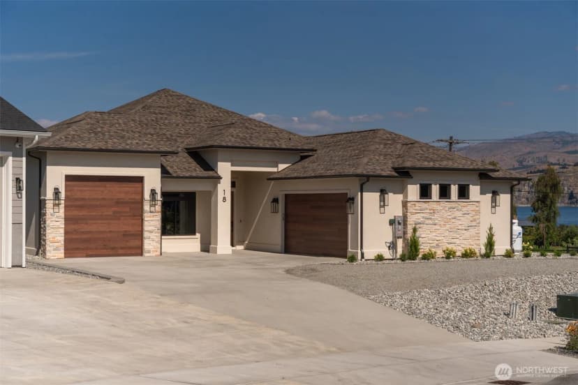 Property photo for 18 Loretta Lane, Chelan photo 3