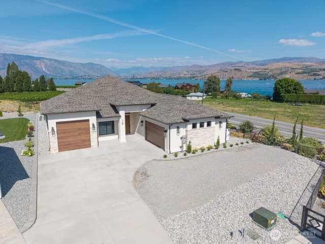 Property photo for 18 Loretta Lane, Chelan photo 2