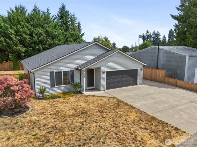 Property photo for 108 3rd Avenue Nw, Napavine