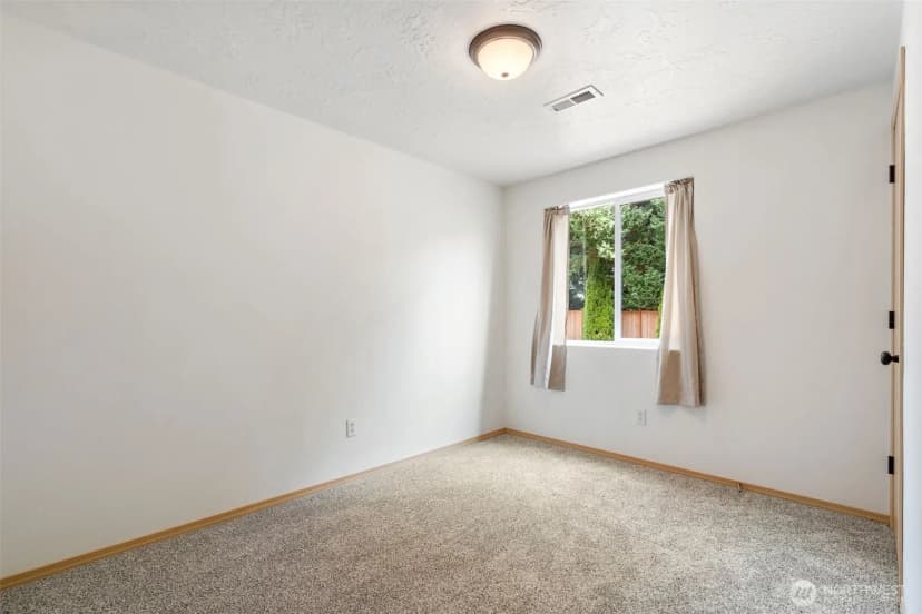 Property photo for 108 3rd Avenue Nw, Napavine photo 16