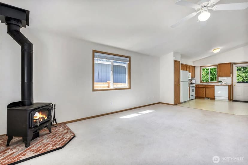 Property photo for 6226 77th Drive Ne, Marysville photo 6