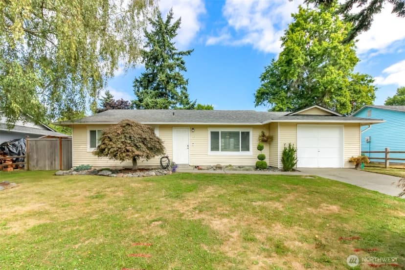 Property photo for 722 2nd Avenue Ne, Pacific