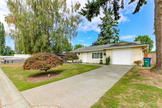 Property photo for 722 2nd Avenue Ne, Pacific photo 2
