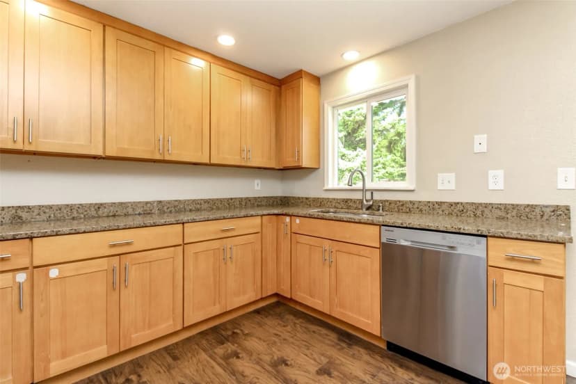 Property photo for 722 2nd Avenue Ne, Pacific photo 12