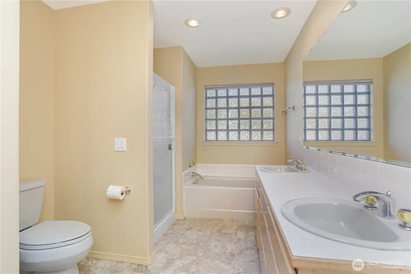 Property photo for 156 Heather Lane, Wenatchee photo 21