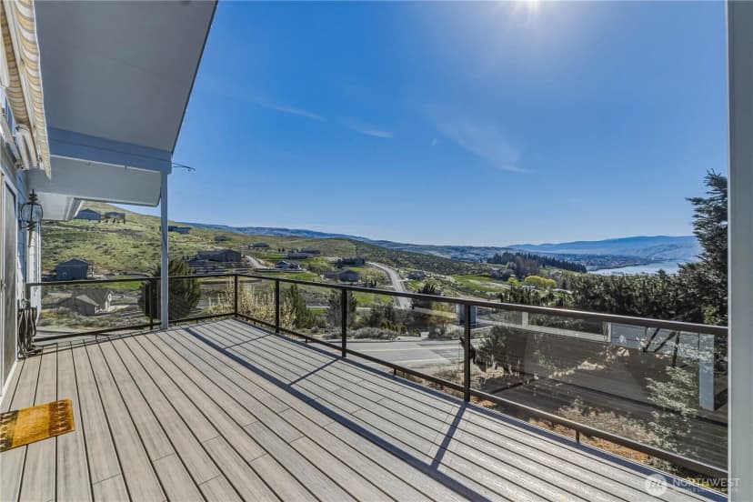 Property photo for 156 Heather Lane, Wenatchee photo 33