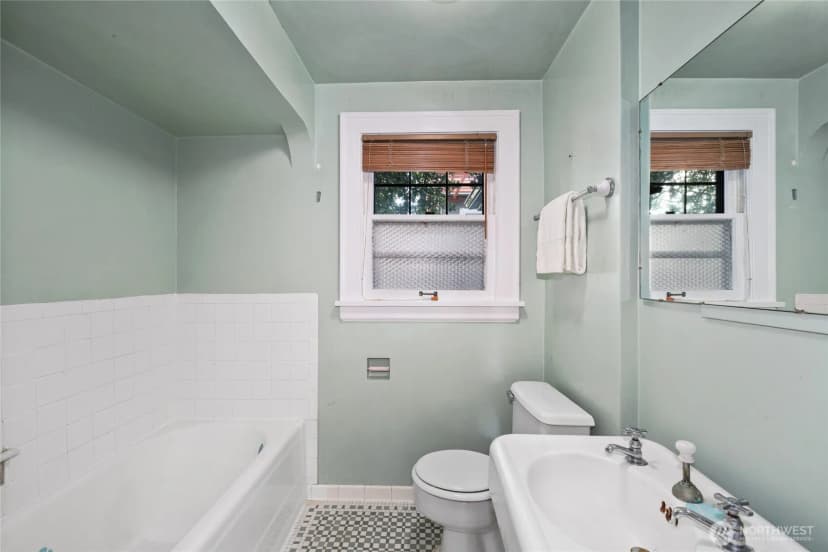 Property photo for 2309 Arch Avenue Sw, Seattle photo 19