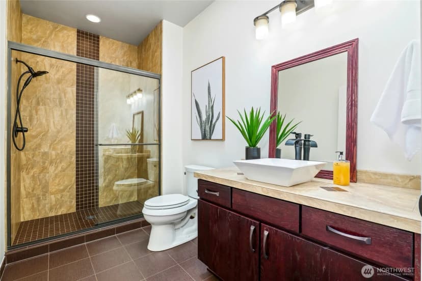 Property photo for 11752 82nd Avenue Ne, Kirkland photo 22