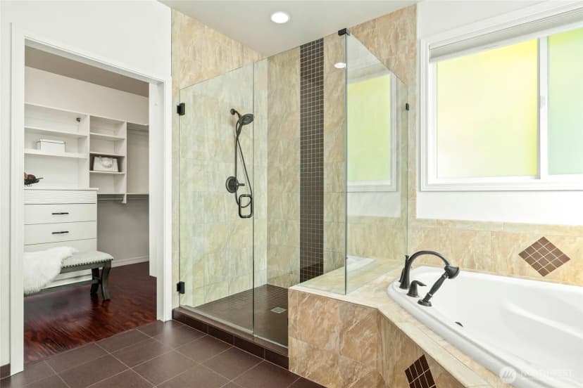 Property photo for 11752 82nd Avenue Ne, Kirkland photo 17