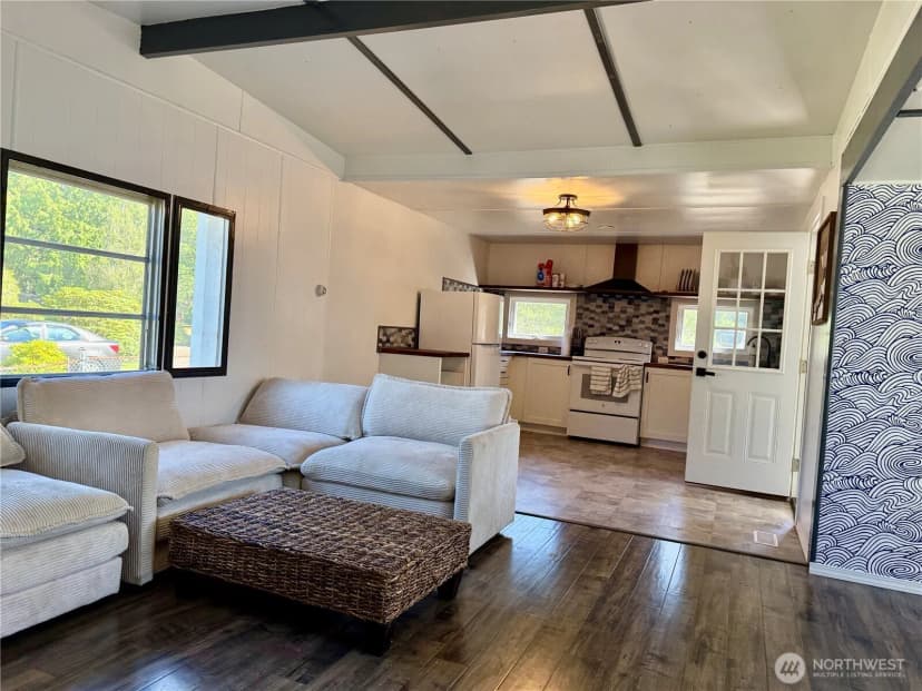 Property photo for 1413 322nd Place, Ocean Park photo 3