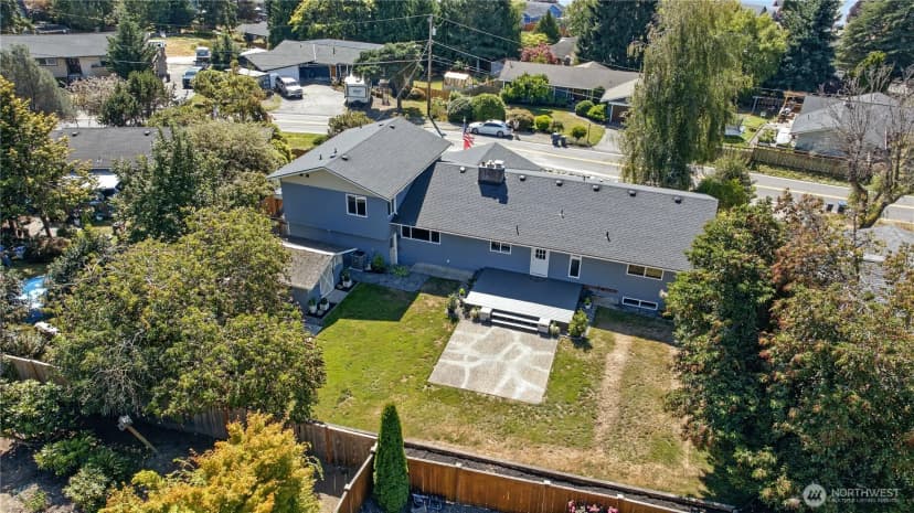 Property photo for 6729 73rd Street Ne, Marysville photo 2