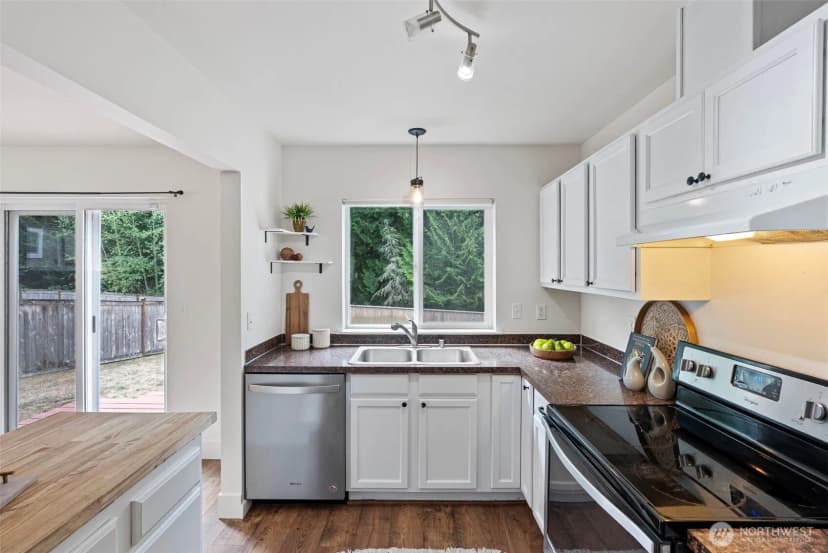 Property photo for 209 Ne Max William Loop, Poulsbo photo 8