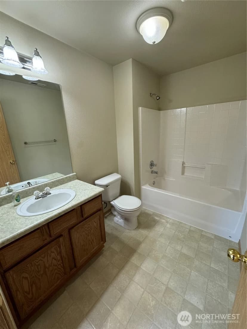 Property photo for 1788 Cadborough Lane, Dupont photo 4