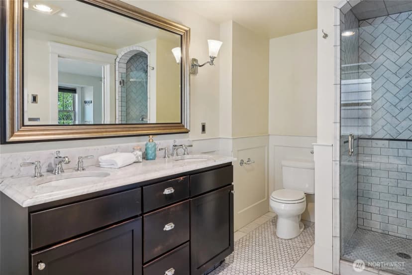 Property photo for 527 11th Avenue E #b, Seattle photo 18