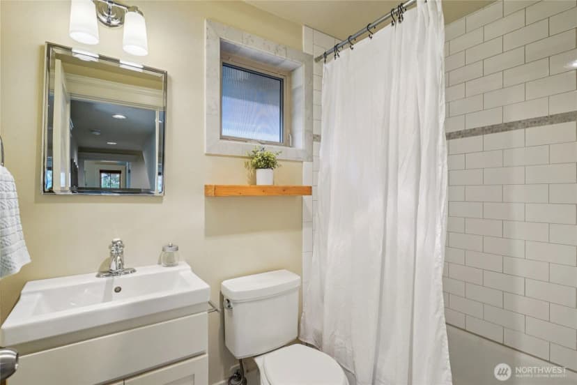 Property photo for 527 11th Avenue E #b, Seattle photo 22