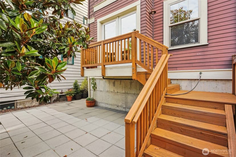 Property photo for 527 11th Avenue E #b, Seattle photo 27
