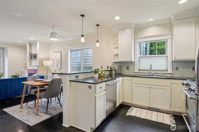 Property photo for 527 11th Avenue E #b, Seattle photo 10