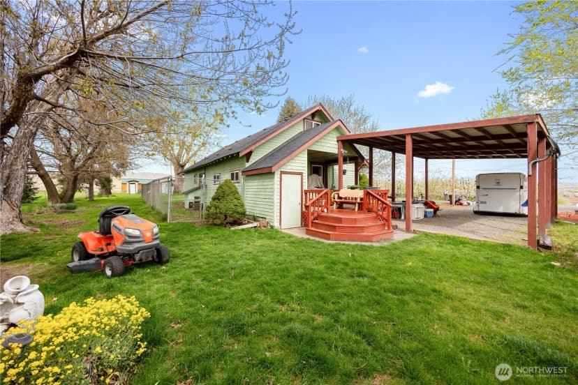 Property photo for 57904 Ne Roza Road, Benton City photo 22