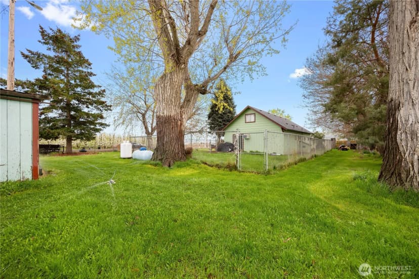 Property photo for 57904 Ne Roza Road, Benton City photo 26