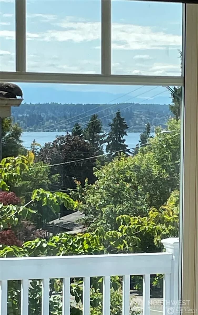 Property photo for 141 18th Avenue, Kirkland photo 29