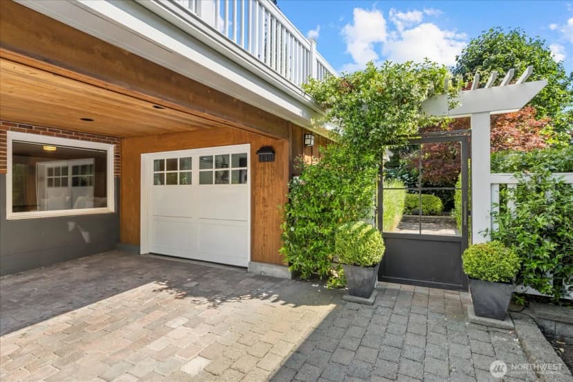 Property photo for 141 18th Avenue, Kirkland photo 32