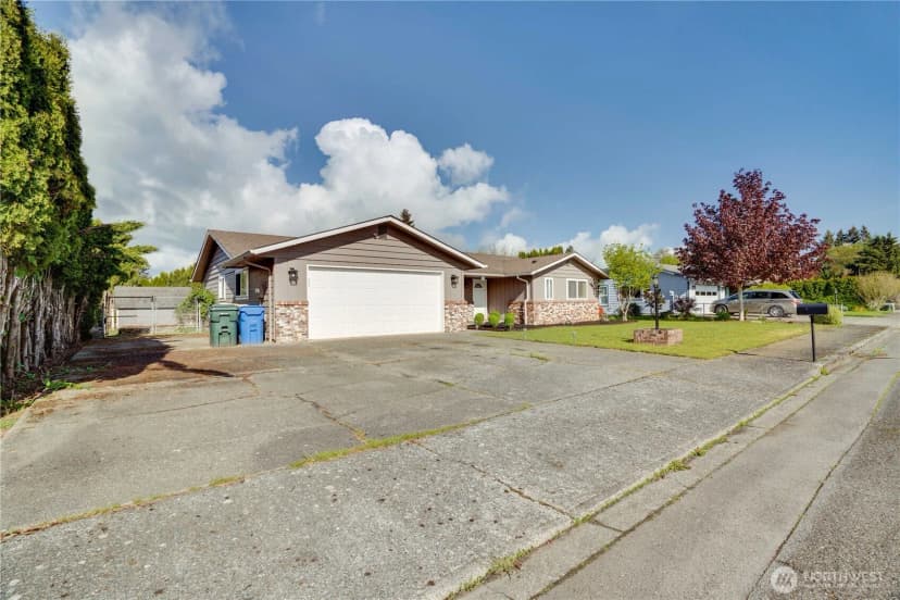 Property photo for 701 Bengal Court, Centralia photo 28
