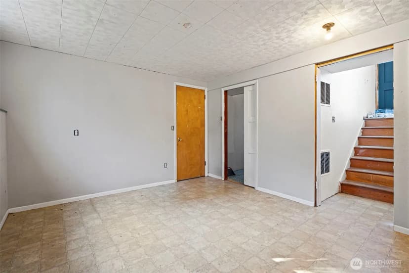 Property photo for 7914 49th Avenue E, Tacoma photo 10