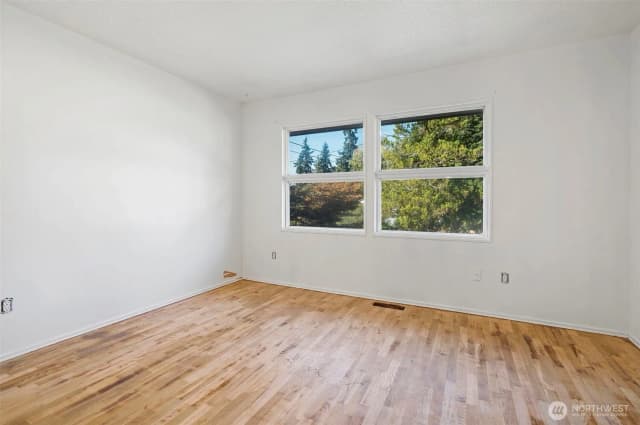 Property photo for 7914 49th Avenue E, Tacoma photo 5