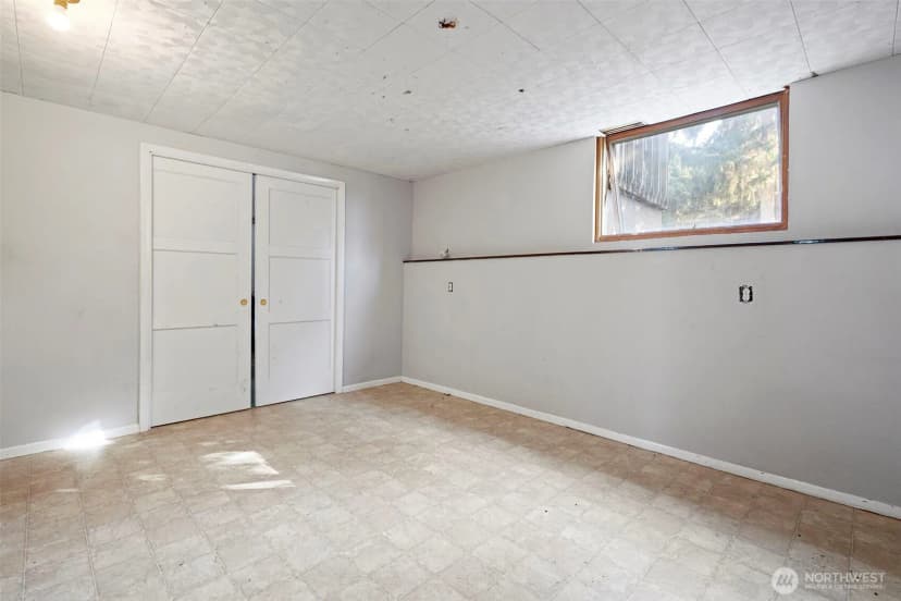 Property photo for 7914 49th Avenue E, Tacoma photo 11