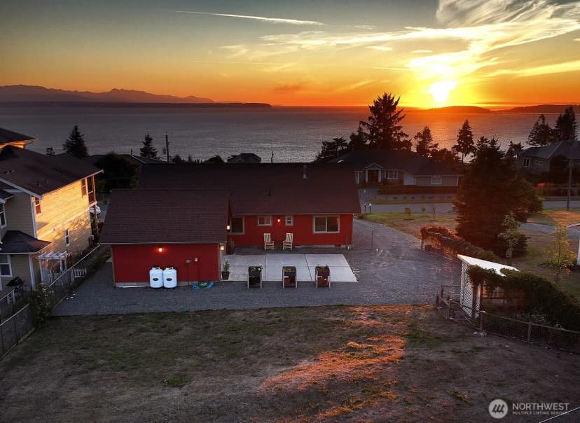 Property photo for 1879 Cedarcrest Avenue, Coupeville photo 37