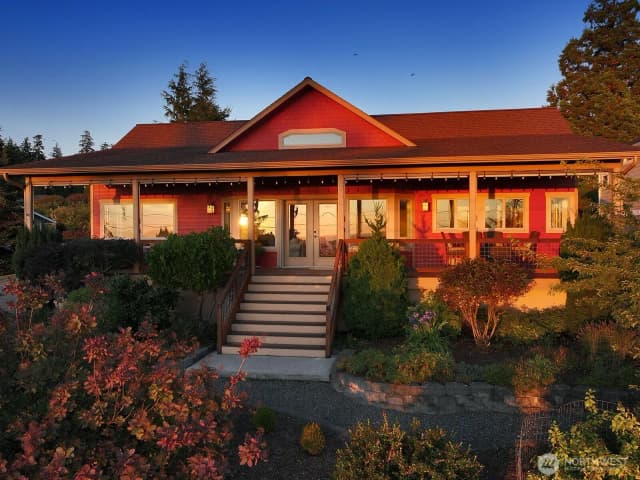Property photo for 1879 Cedarcrest Avenue, Coupeville