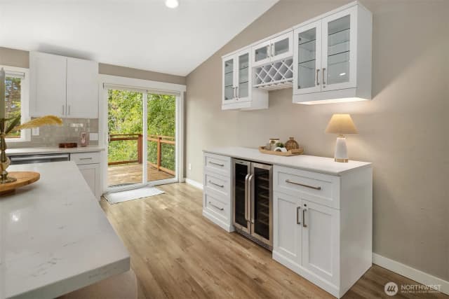 Property photo for 11519 12th Avenue Ne #f, Seattle photo 5