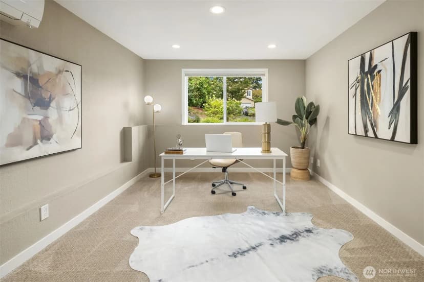 Property photo for 11519 12th Avenue Ne #f, Seattle photo 22