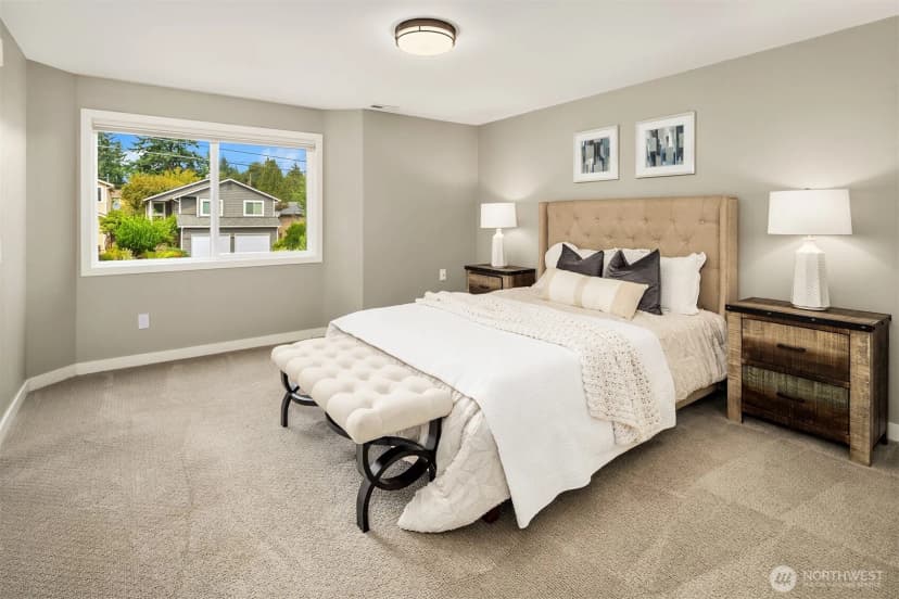 Property photo for 11519 12th Avenue Ne #f, Seattle photo 12