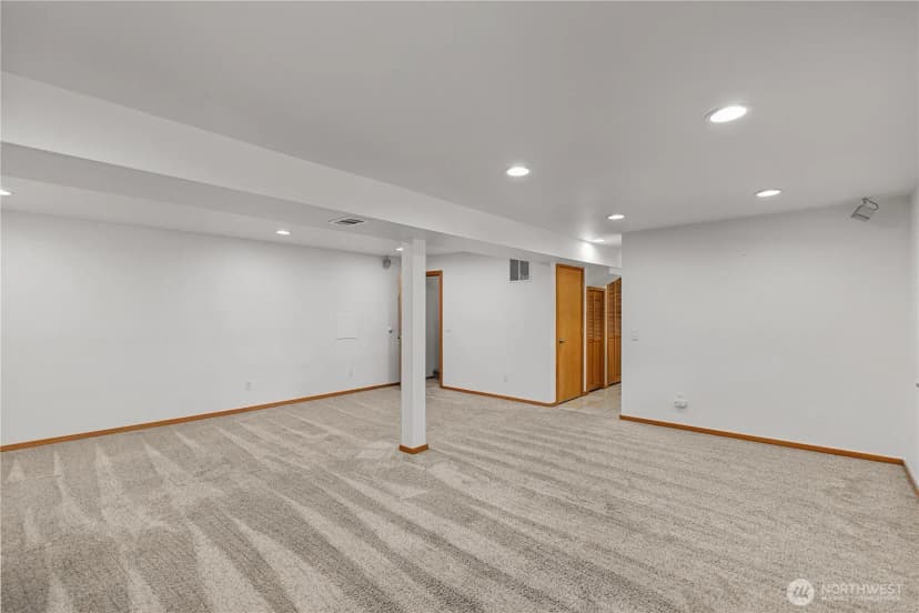 Property photo for 4211 Shoshone Street W, Tacoma photo 28