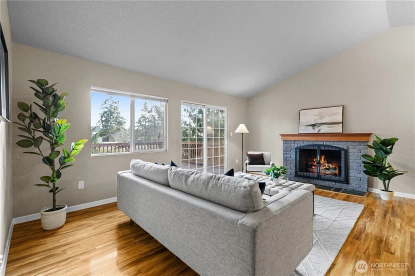 Property photo for 4211 Shoshone Street W, Tacoma photo 6