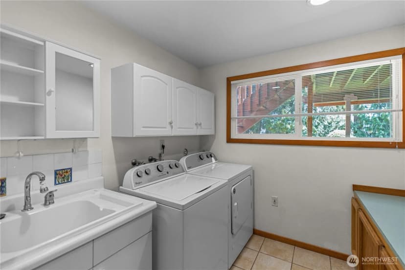 Property photo for 4211 Shoshone Street W, Tacoma photo 29