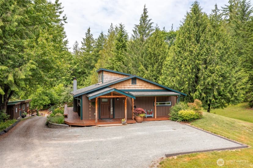 Property photo for 25451 Lake Cavanaugh Road, Mount Vernon photo 2